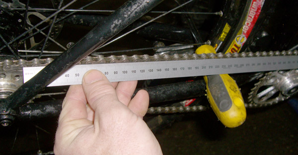 measure bike chain wear